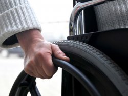 Пенсия и льготы инвалидам 2 группы в России – какие выплаты и пособия положены?